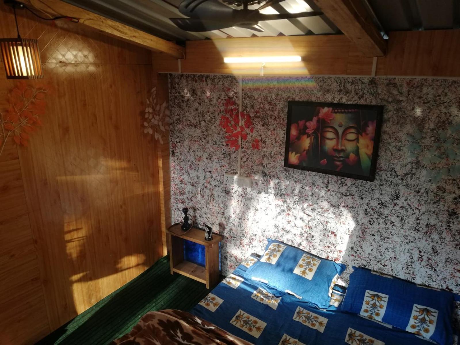 Shanti People Huts & Camp Kasol Phòng bức ảnh
