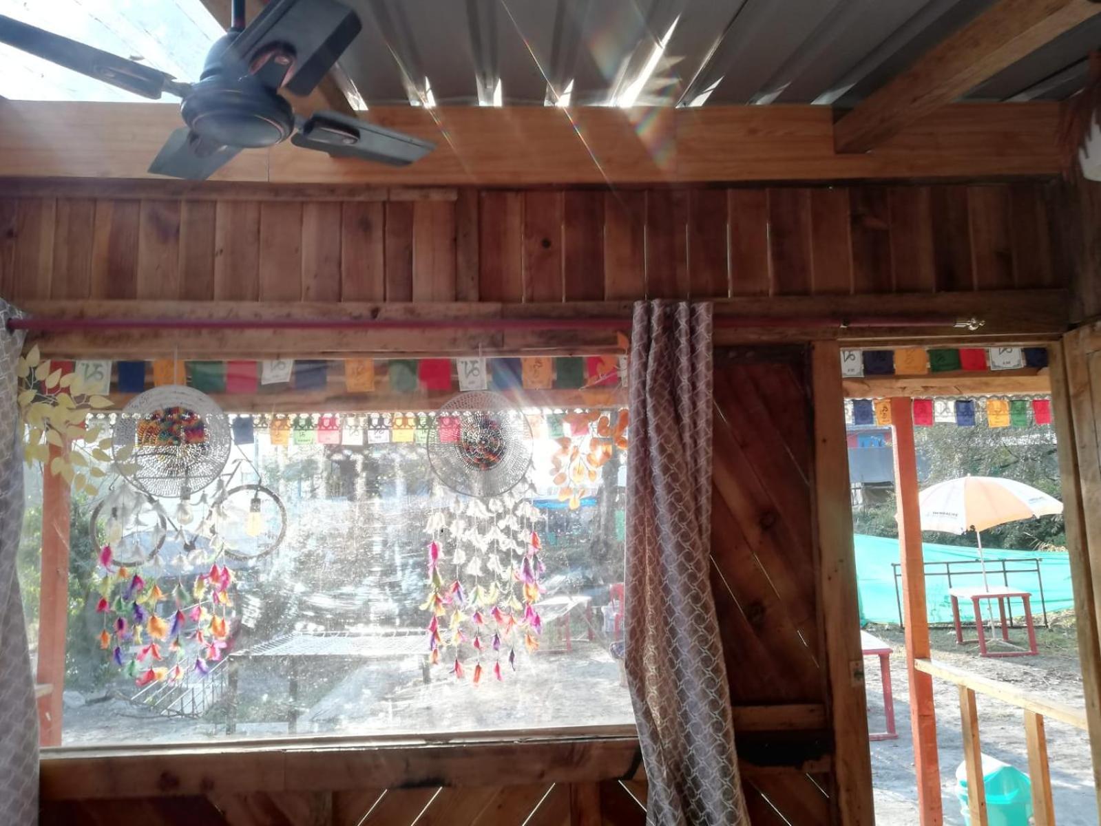 Shanti People Huts & Camp Kasol Phòng bức ảnh