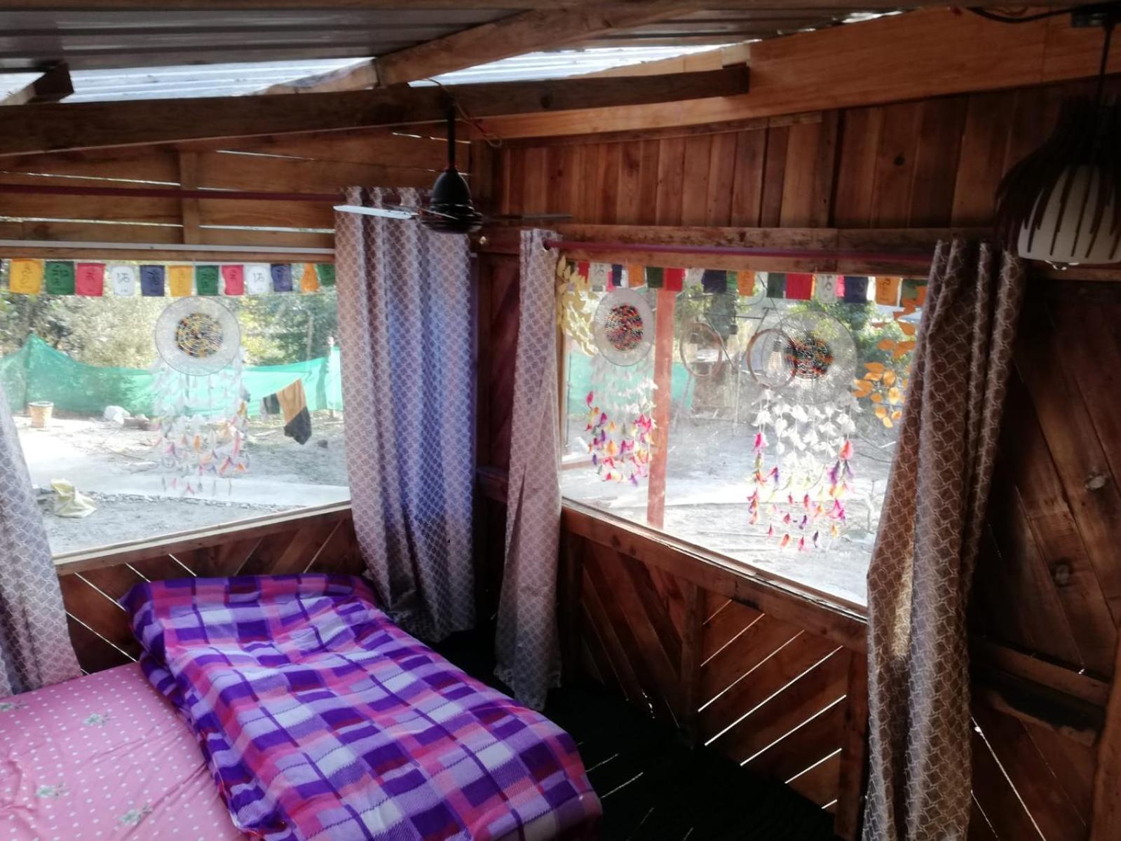 Shanti People Huts & Camp Kasol Phòng bức ảnh